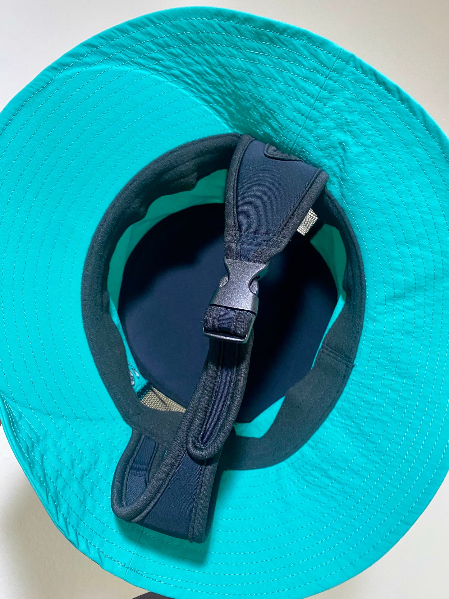 hat for surfing
